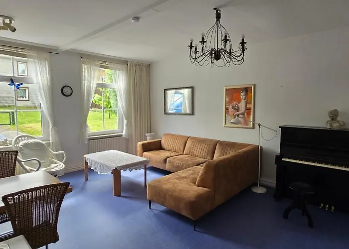 Huize Hubertus Tatil Evi *