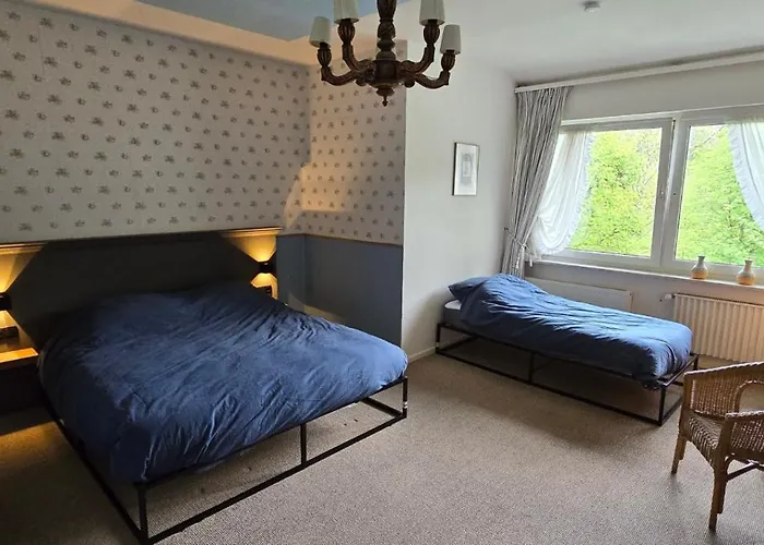 Huize Hubertus Tatil Evi *